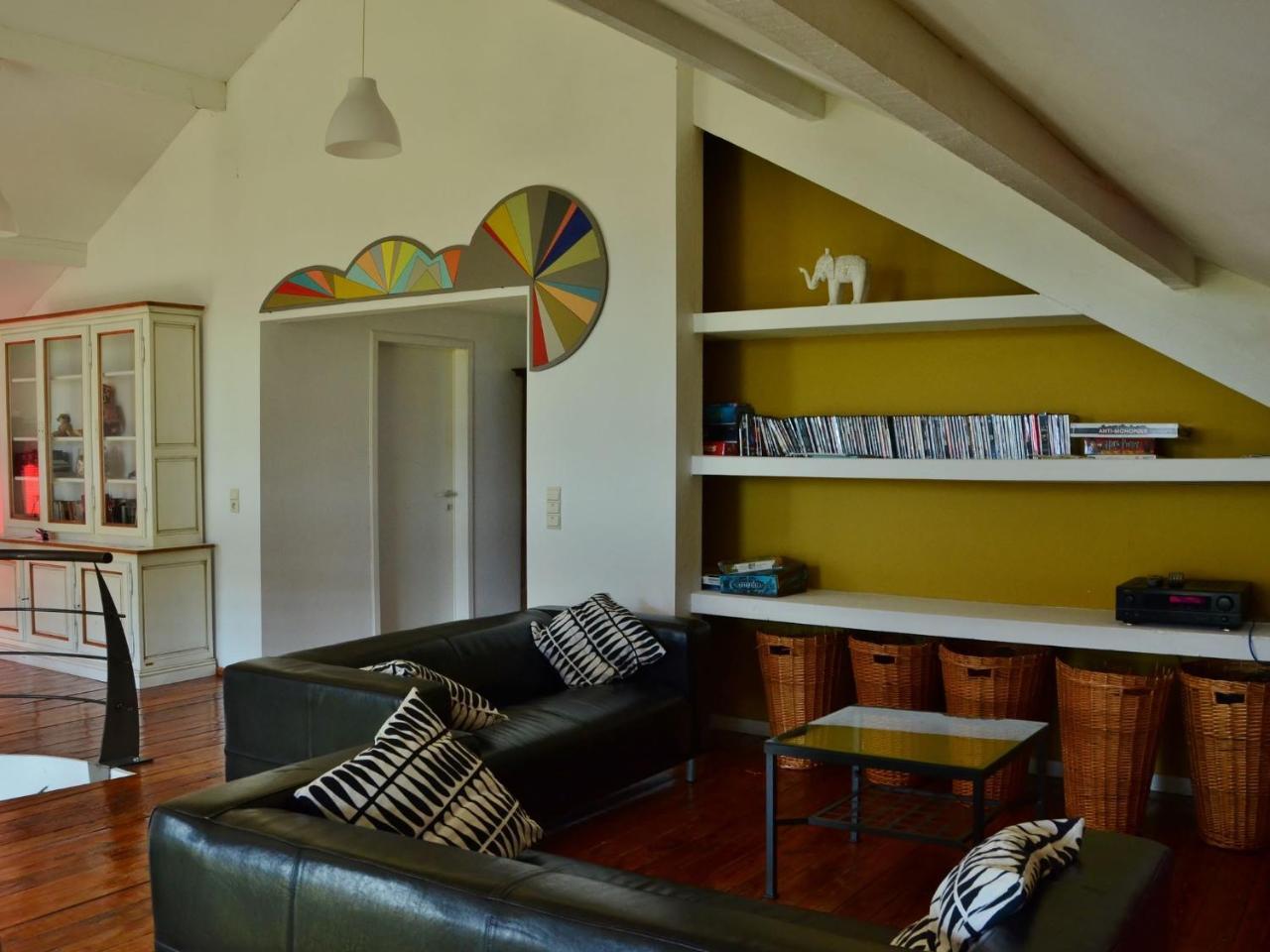 Gorgeous Holiday Home In Stoumont With Garden Екстериор снимка
